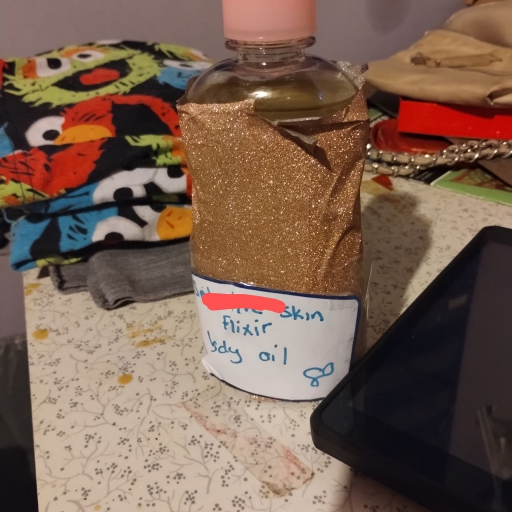 Massage body oil